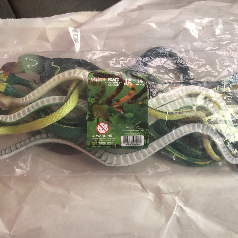 Green Assorted Toy Snakes - Pack